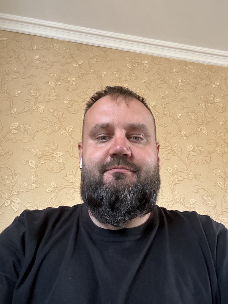 Олександр — підбір обладнання та запасних частин Мелітор